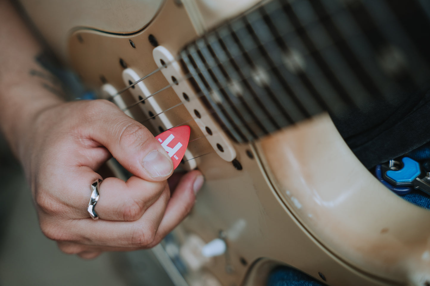 HUZZAH PICKS 0.7 mm